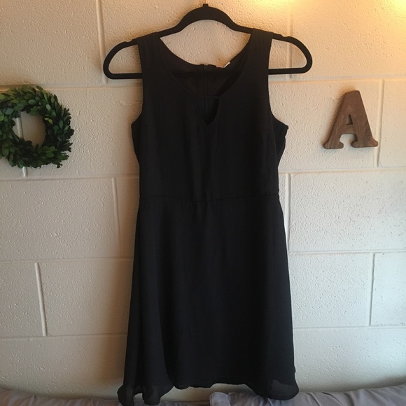 Francesca's Collections Dresses & Skirts - Francesca's Little Black Dress S